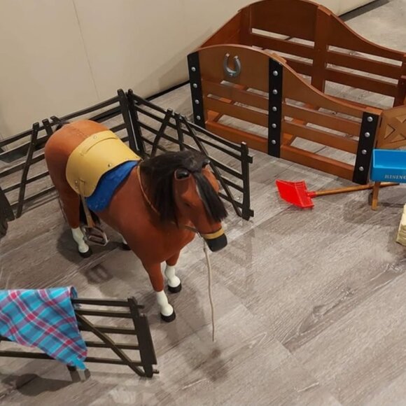American Girl Rising Star Ranch + Penny - Picture 2 of 6